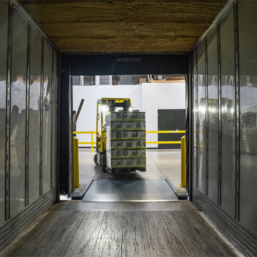 Distribution Centres / Warehouses